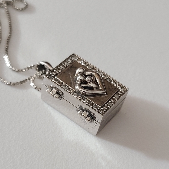 Vintage 925 real diamonds box couple & child necklace 80's photo Locket chain - Picture 15 of 16